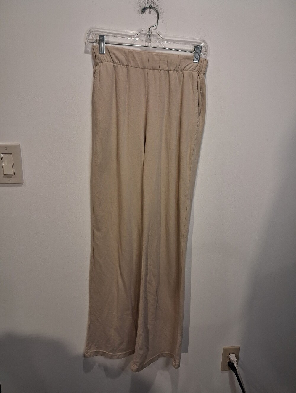 Talentless Womwns Size S Cream Colored Cozy Lounge Pants Pockets